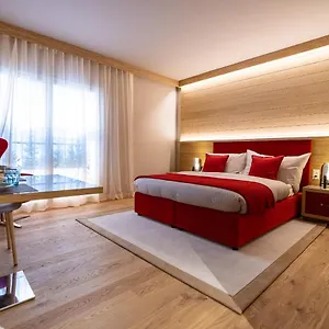 Lorentes Hotel